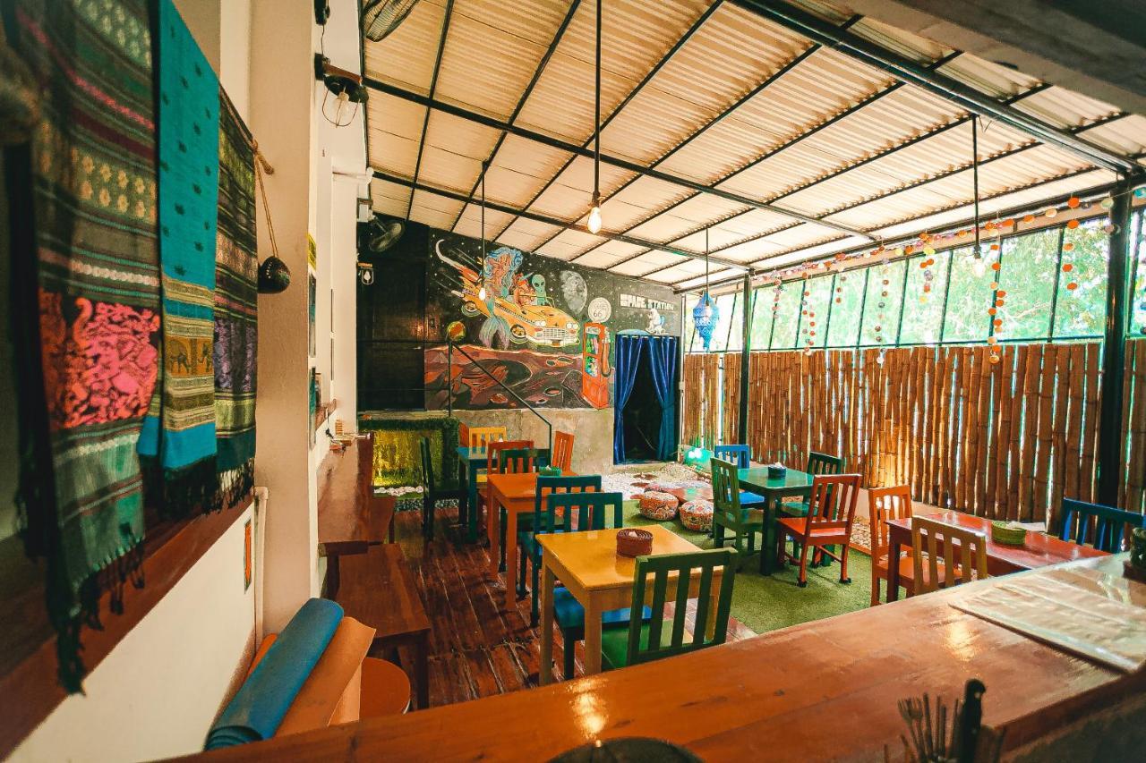Okeanos Hotel Moalboal Extérieur photo