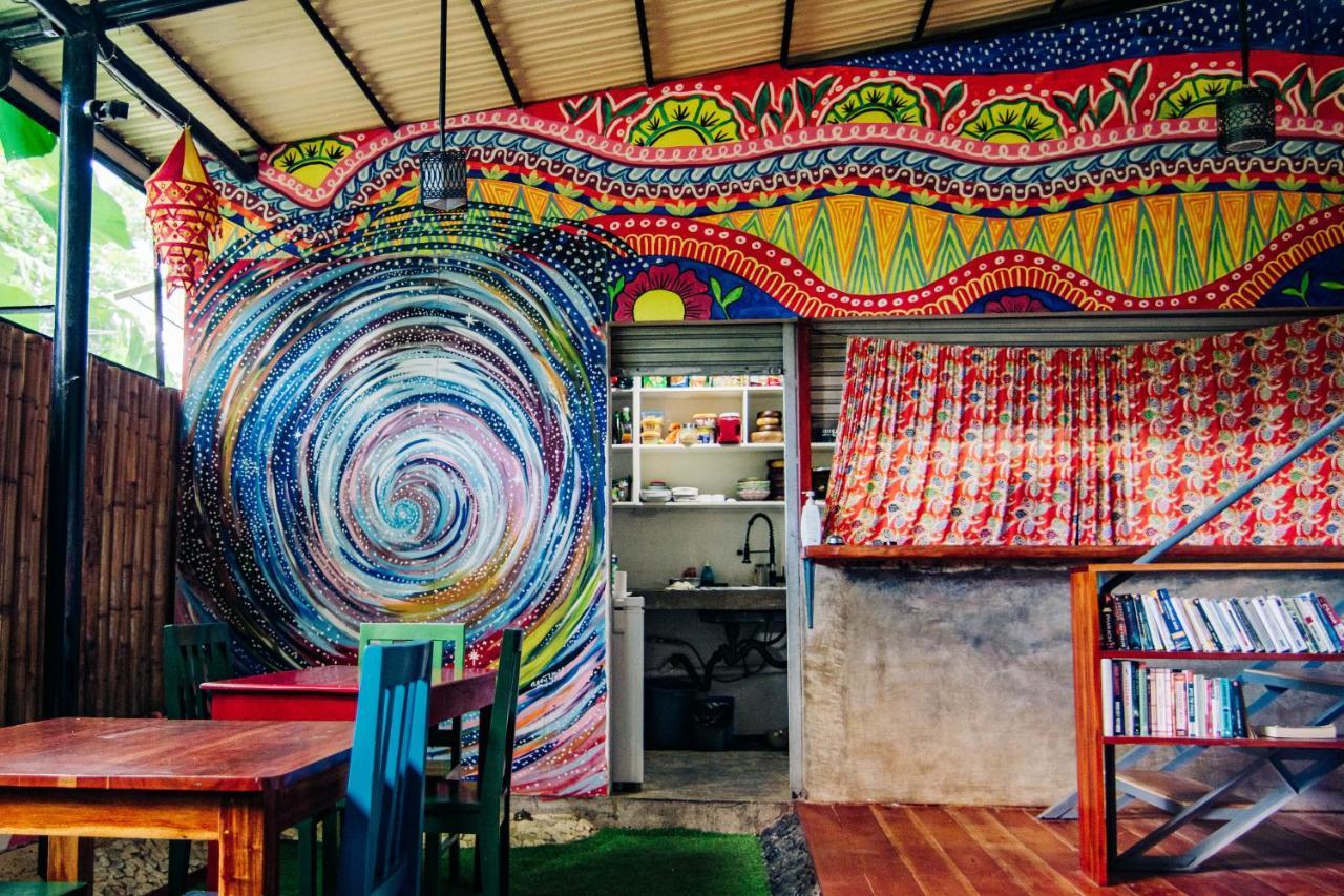 Okeanos Hotel Moalboal Extérieur photo